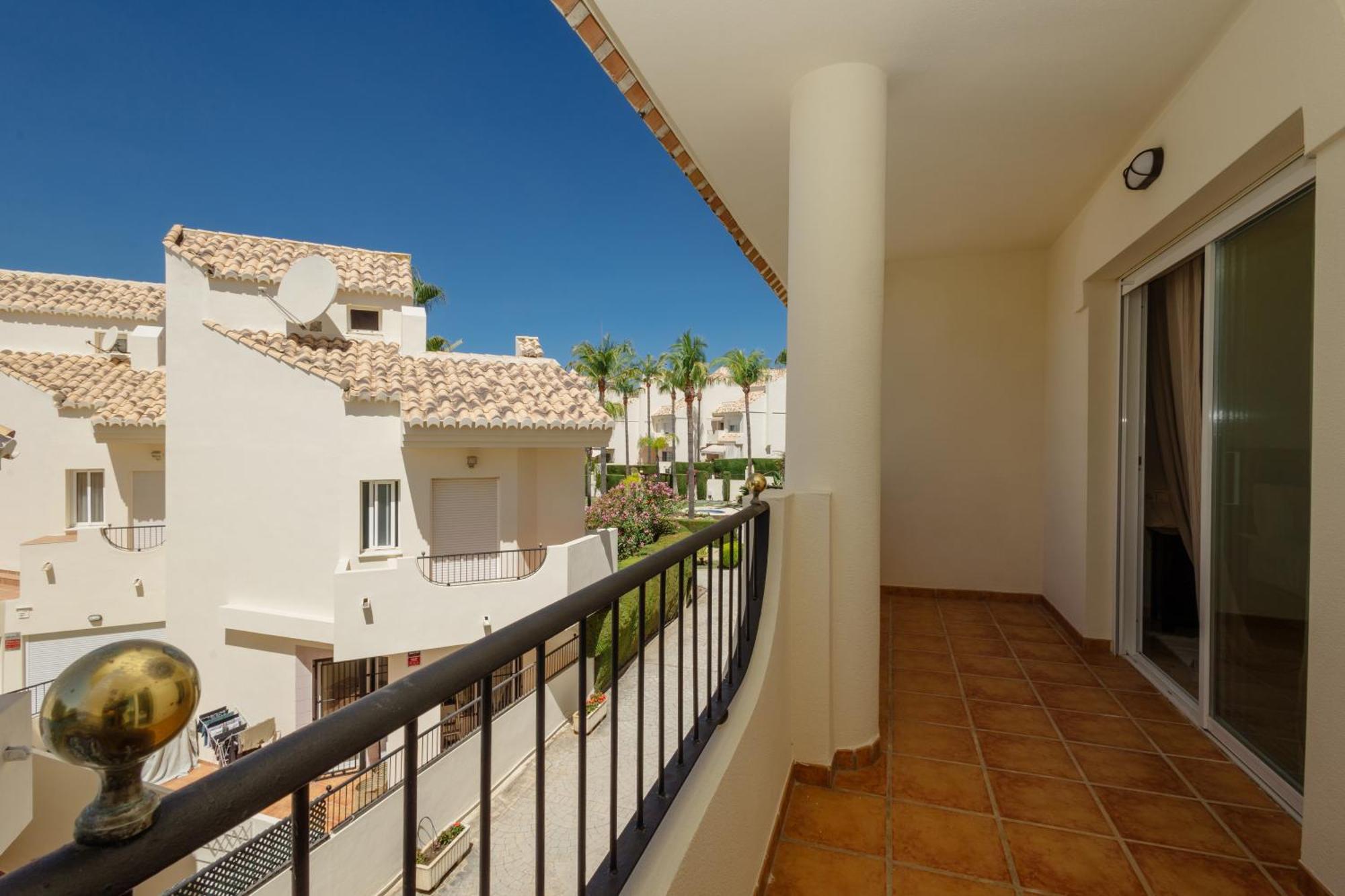 Newly Renovated Townhouse With 5 Bedrooms, Close To The Beach, East Marbella